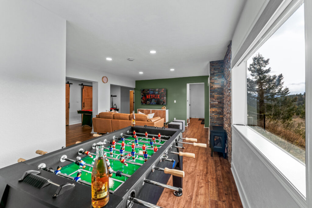 2420 Dory Hill Rd-40