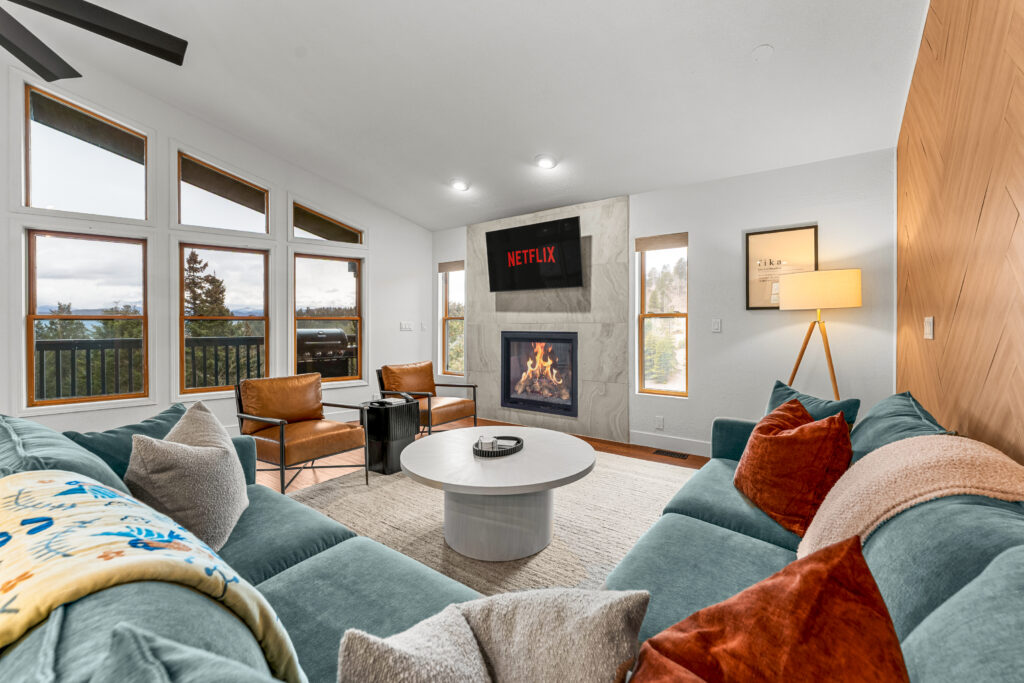2420 Dory Hill Rd-9