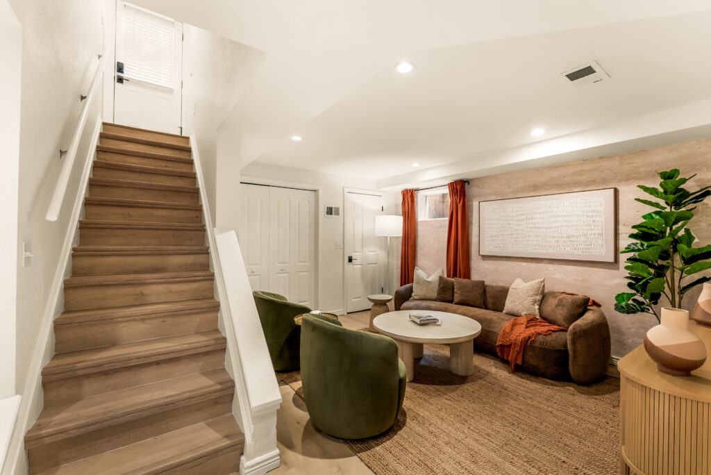 3939 Pecos St-7